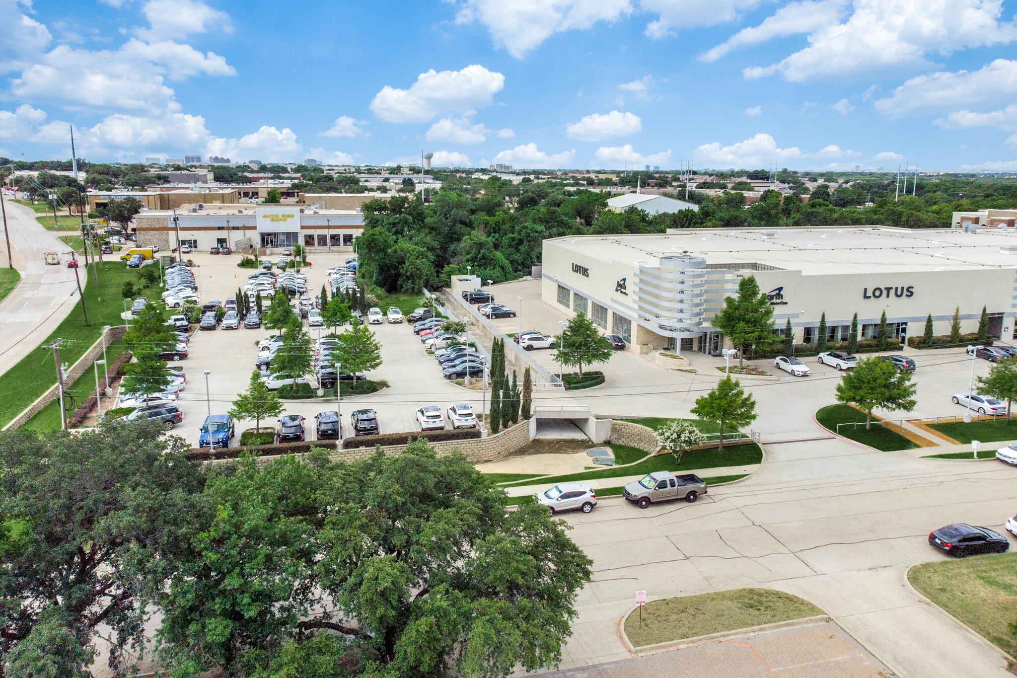 3216 Kellway Dr, Carrollton, TX for sale Primary Photo- Image 1 of 1