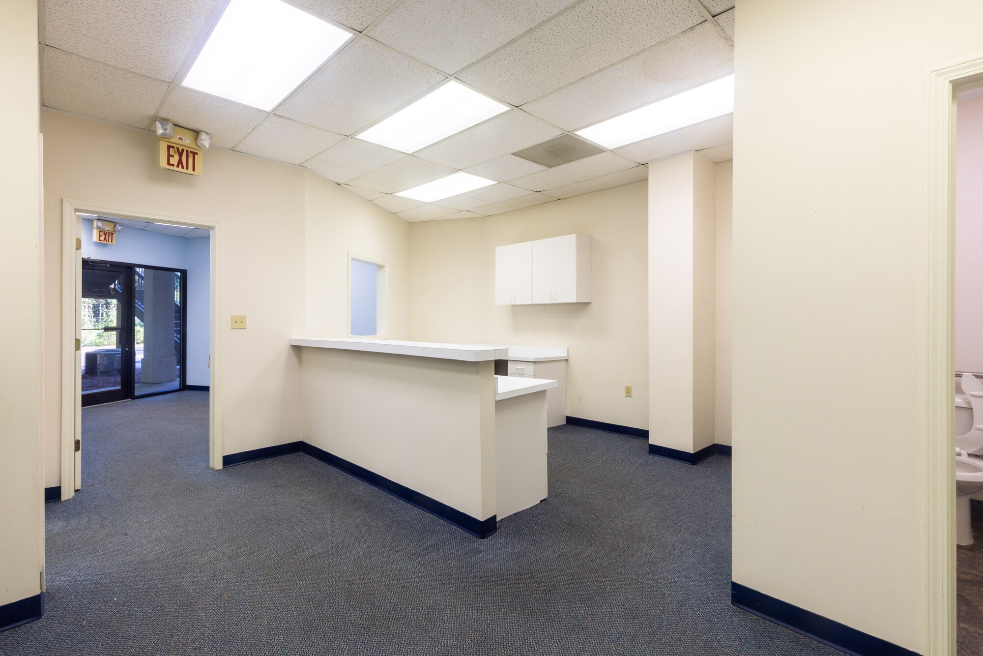 Suite J Interior Photo 5