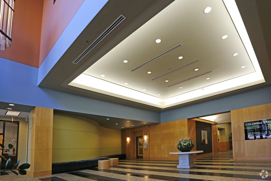 500 Broadway St, Vancouver, WA for lease - Lobby - Image 2 of 6