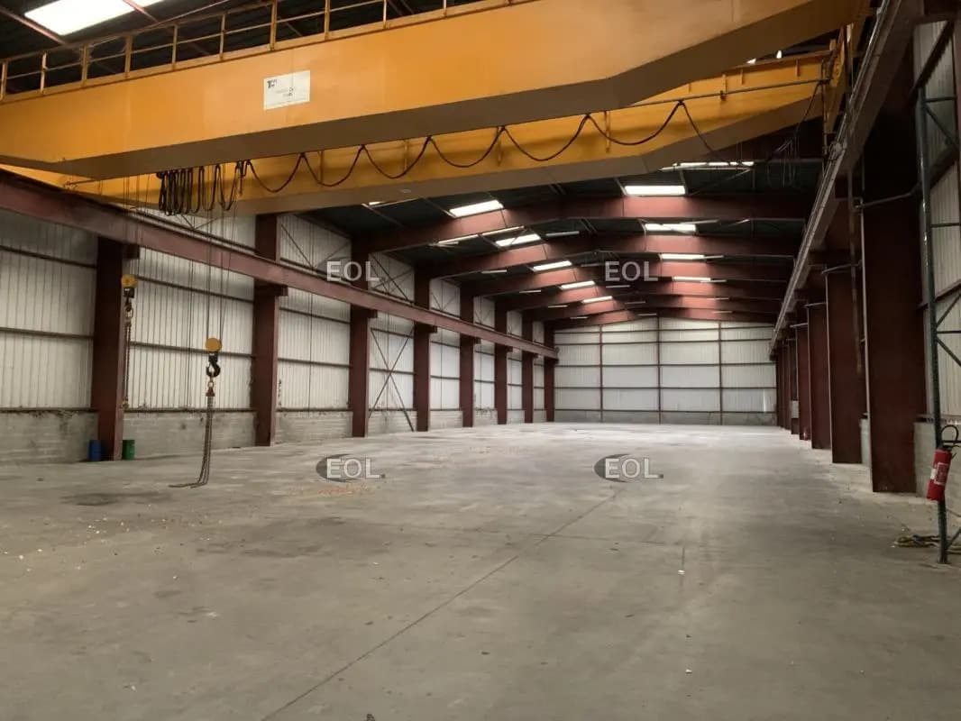 Flex in SAINT-OUEN-L'AUMONE for lease Interior Photo- Image 1 of 7