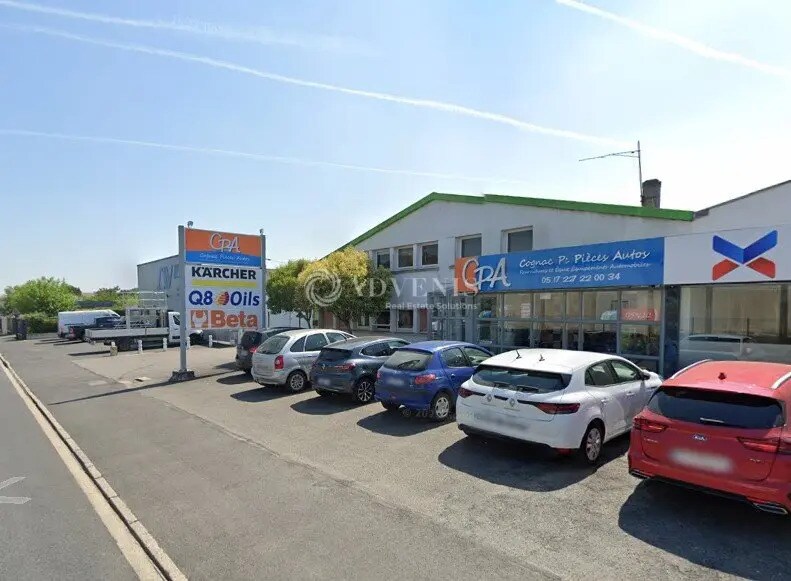 Office in Châteaubernard for lease - Building Photo - Image 2 of 3