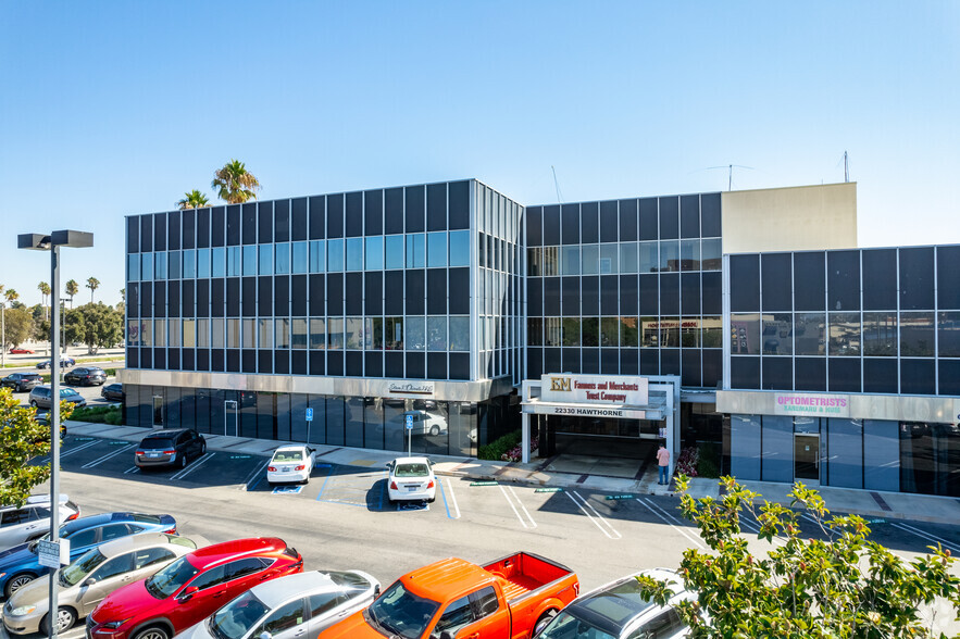 22330-22356 Hawthorne Blvd, Torrance, CA for lease - Building Photo - Image 2 of 14