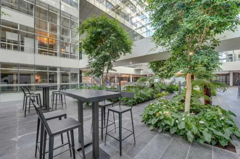 110 Esplanade Du Général De Gaulle, Courbevoie for lease - Building Photo - Image 3 of 23