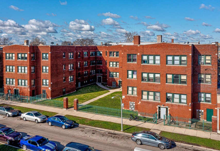 7910 S Ingleside Ave, Chicago, IL for sale - Building Photo - Image 1 of 1