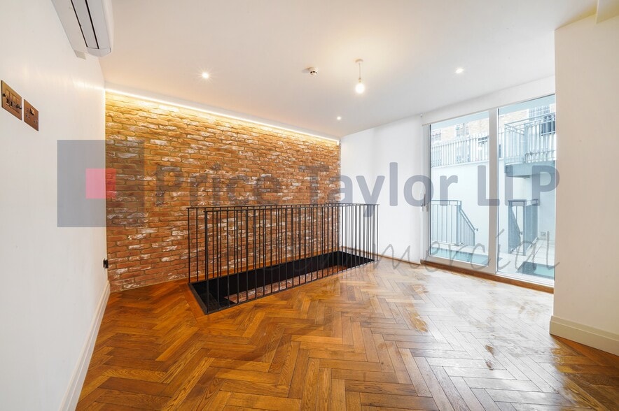 17 Barnsbury Terrace Ter, London for sale - Interior Photo - Image 3 of 75