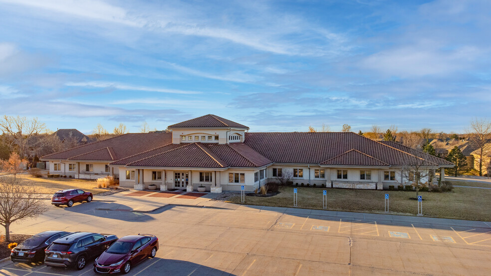 9333 E 21st St N, Wichita, KS for sale - Building Photo - Image 1 of 1