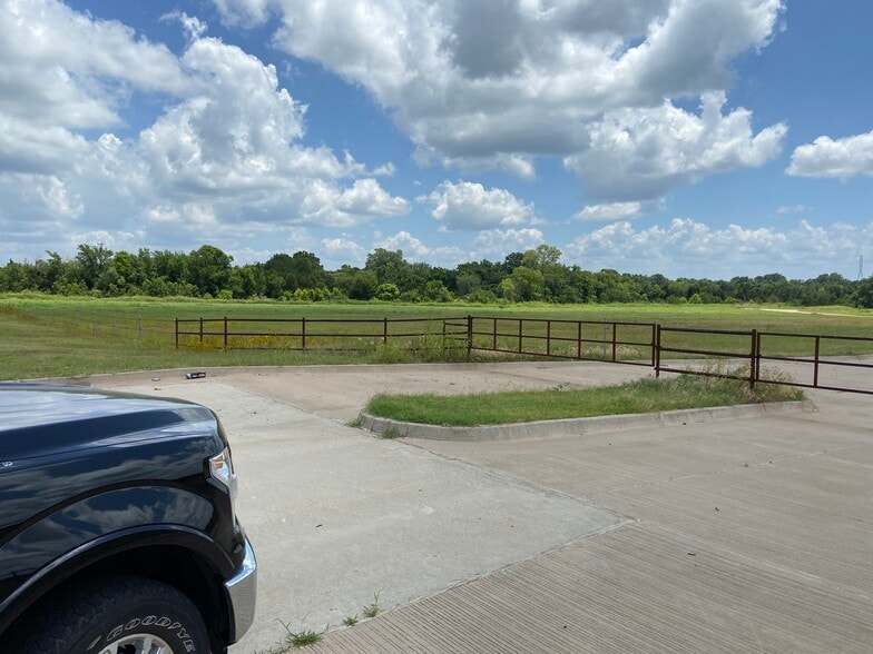 7450 NE 23rd St, Oklahoma City, OK for sale - Building Photo - Image 3 of 7