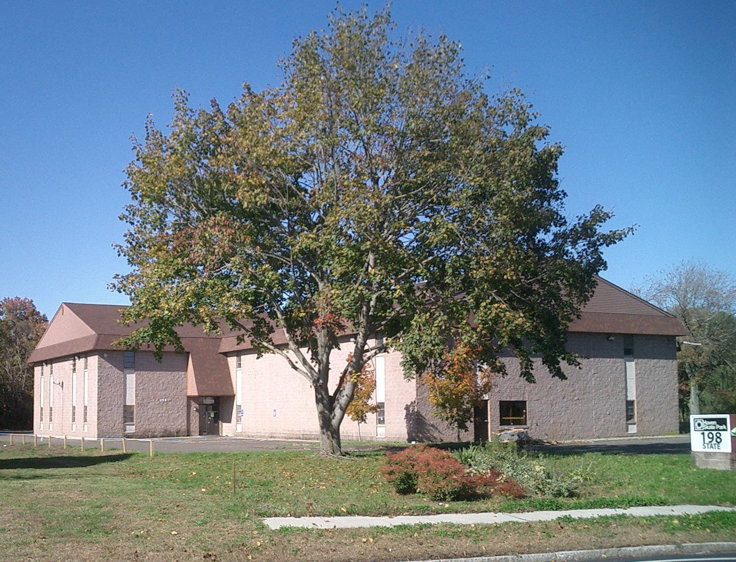 198 State St, North Haven, CT for lease Building Photo- Image 1 of 4