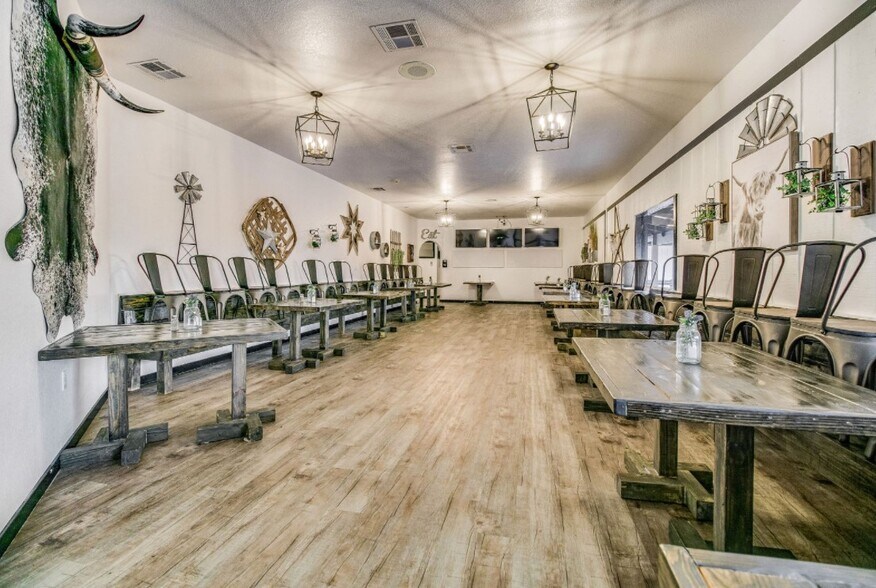 4474 Woodbine Rd, Pace, FL for sale - Interior Photo - Image 1 of 1