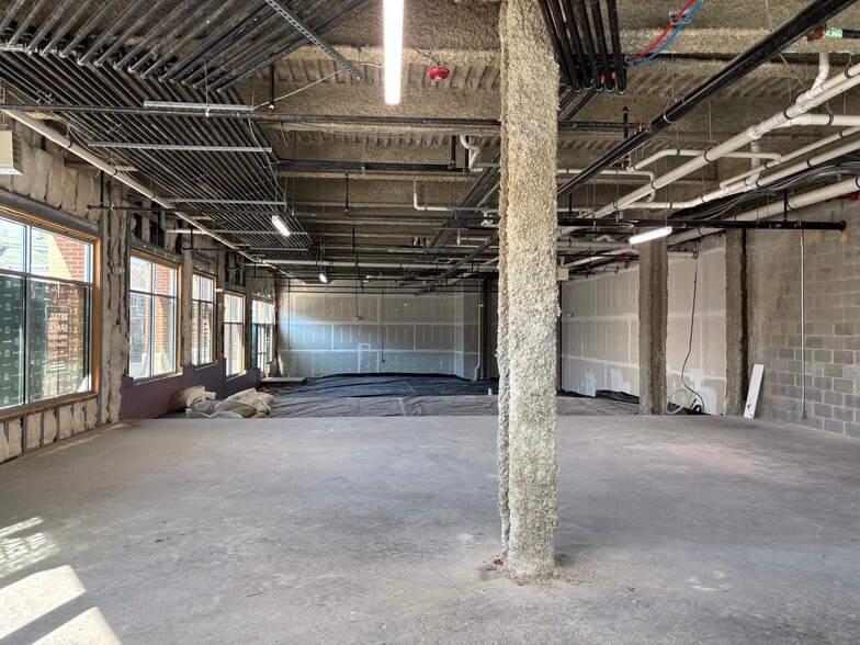 10 N Main St, Wharton, NJ for lease - Interior Photo - Image 2 of 12