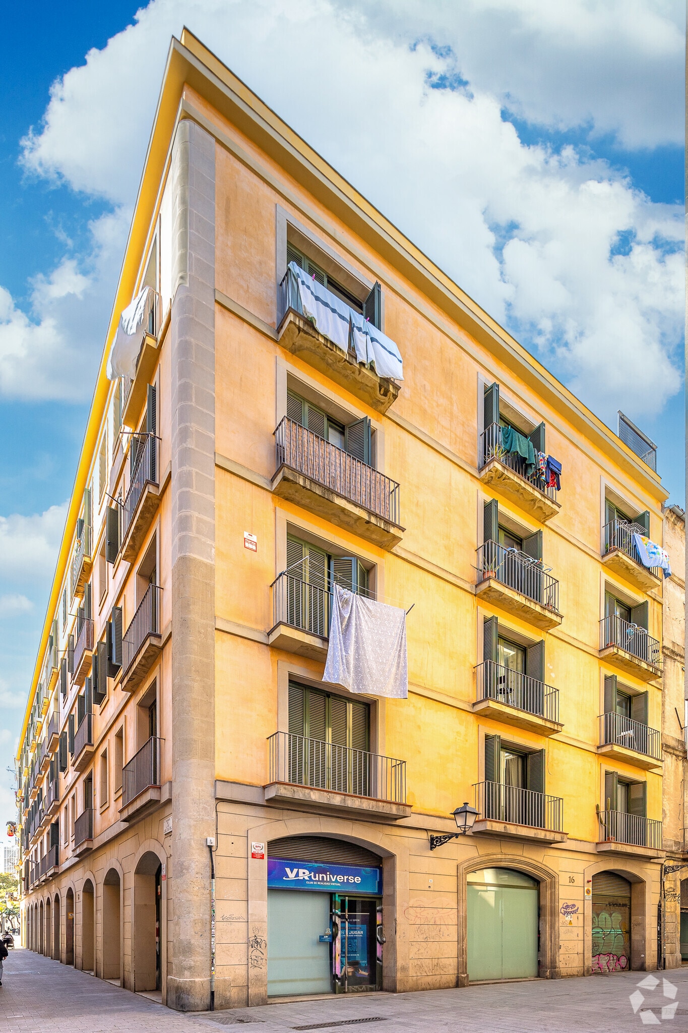 Carrer de Guàrdia, 16, Barcelona, Barcelona for sale Primary Photo- Image 1 of 1