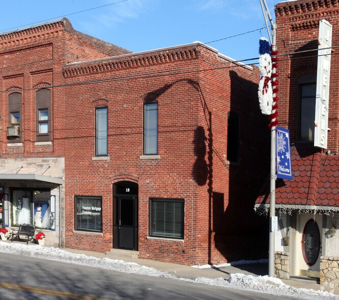 18 E Main St, Brownsburg, IN for sale - Building Photo - Image 1 of 1