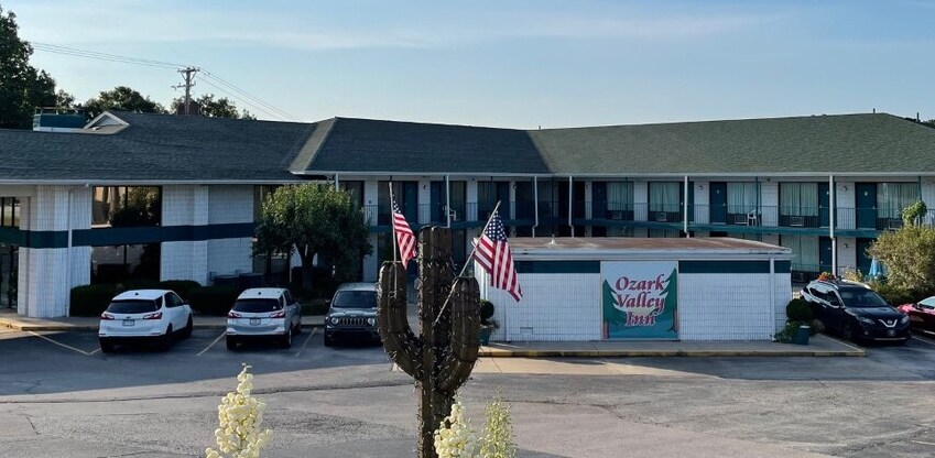 2693 Shepherd of the Hills Expy, Branson, MO for sale Building Photo- Image 1 of 1