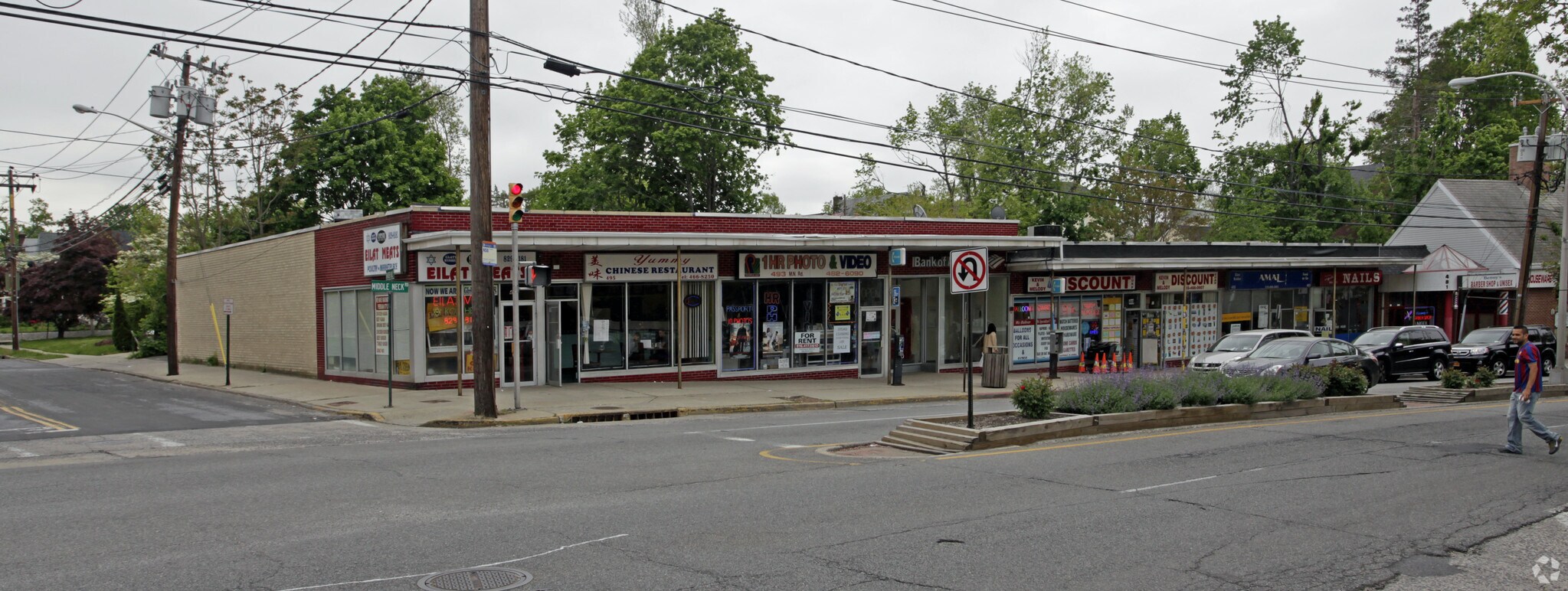 483-497 Middle Neck Rd, Great Neck, NY for sale Primary Photo- Image 1 of 1