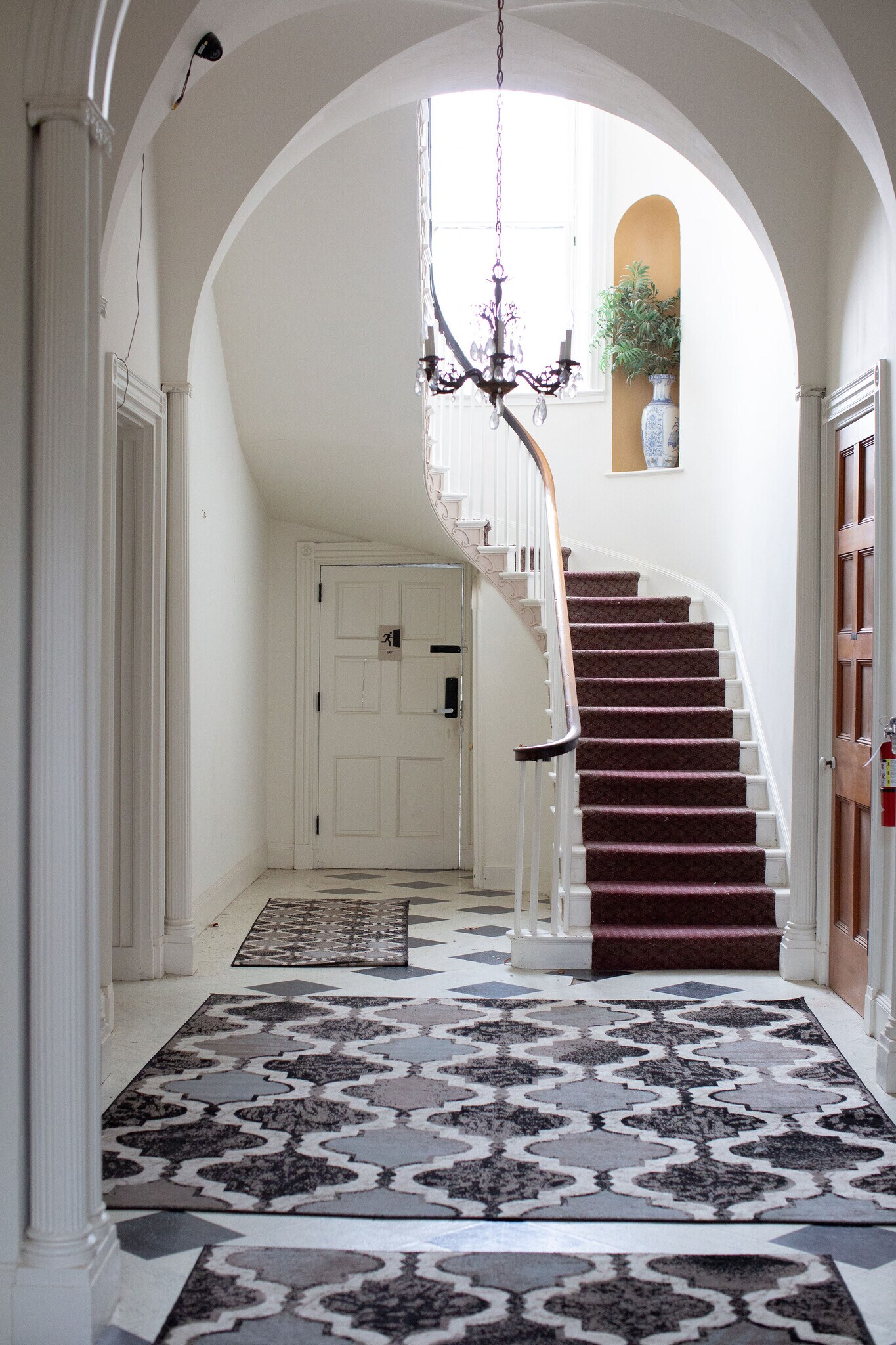 2 S Bedford St, Carlisle, PA for sale Lobby- Image 1 of 1