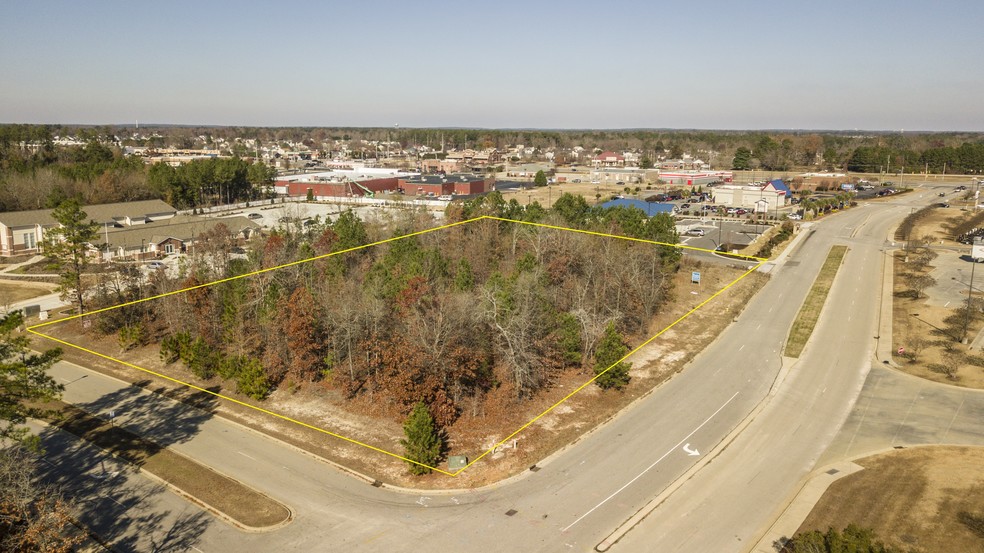 2440 Two Bale Ln, Fayetteville, NC for sale - Other - Image 1 of 10