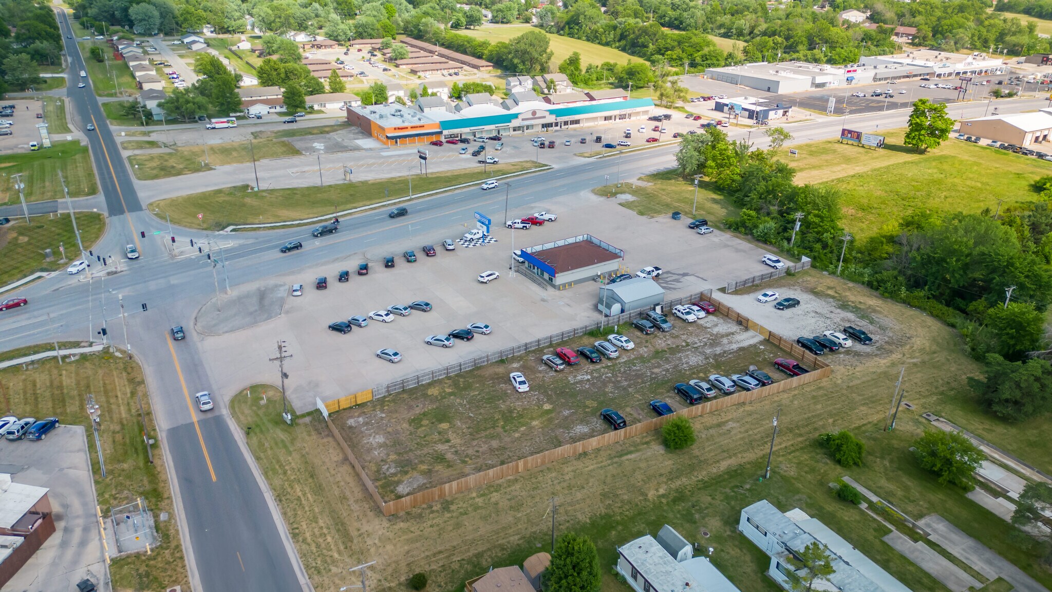 2015 N Baltimore St, Kirksville, MO 63501 America's CARMART