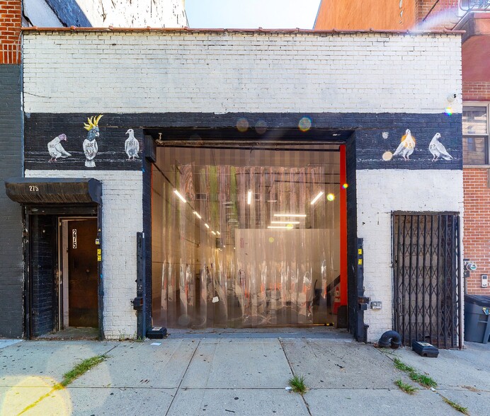 275 S 2nd St, Brooklyn, NY for lease - Building Photo - Image 3 of 3