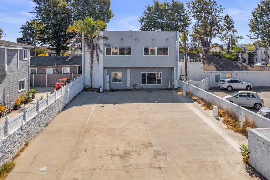 2321 Torrance Blvd, Torrance, CA for sale - Building Photo - Image 3 of 25