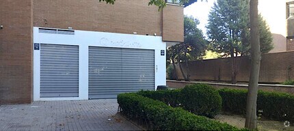 Retail in Toledo, Toledo for lease Interior Photo- Image 1 of 2