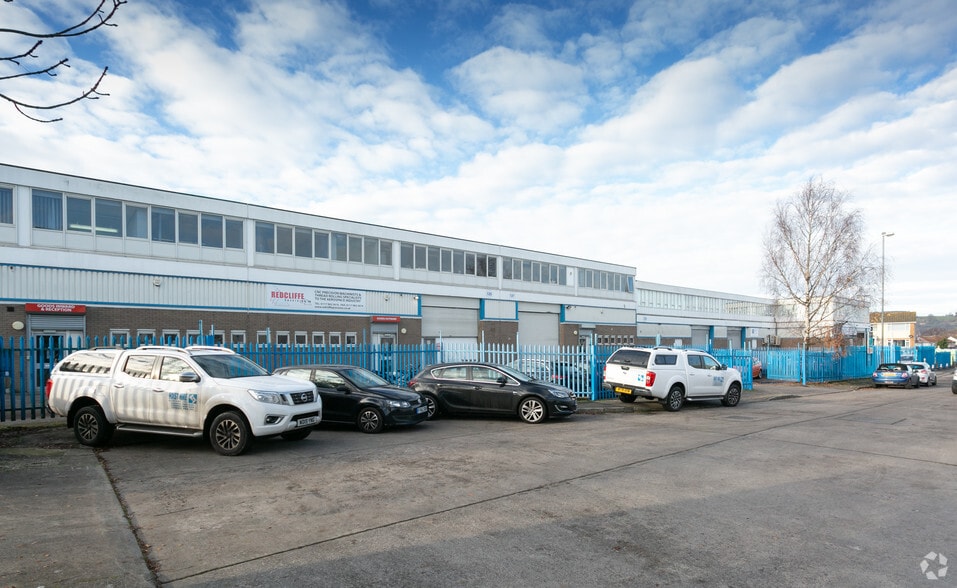 121-133 South Liberty Ln, Bristol for lease - Building Photo - Image 2 of 2