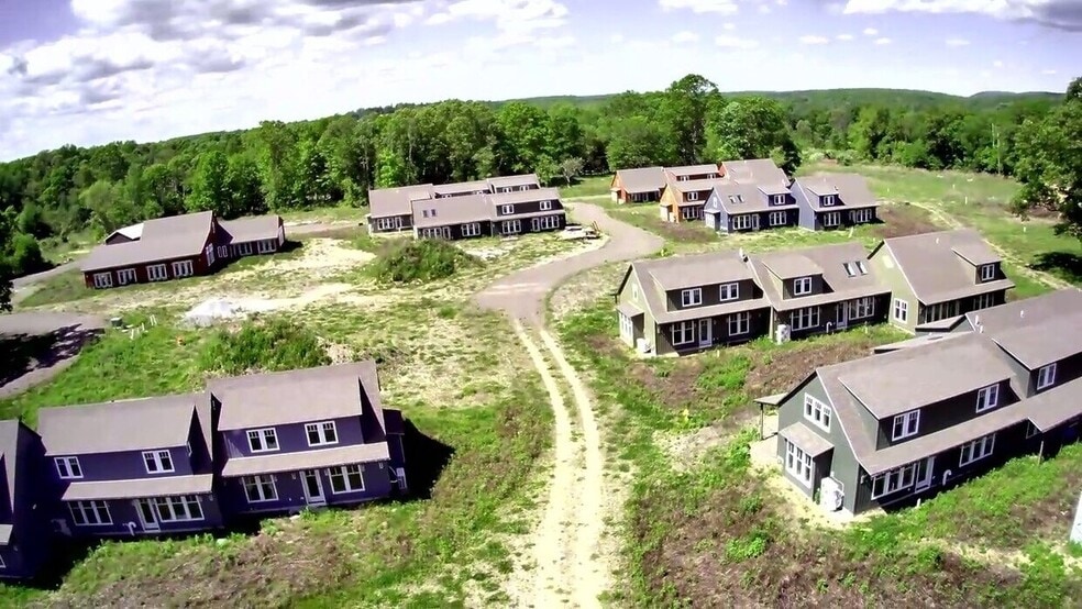 58 Old Amity Rd, Bethany, CT for sale - Building Photo - Image 1 of 4