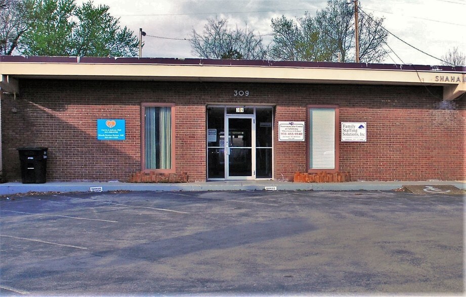 309 N Jackson St Tullahoma Tn 37388 Loopnet Com