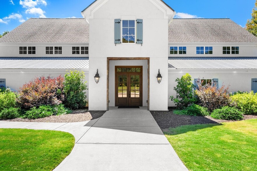 700 Blacks Creek Church Rd, Commerce, GA for sale - Building Photo - Image 3 of 60