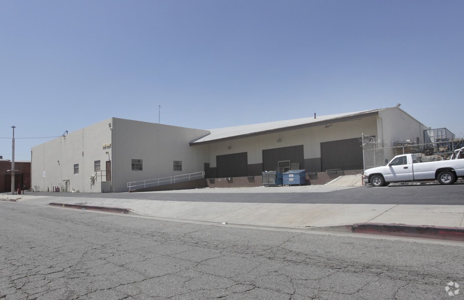11481 Hart St, North Hollywood, CA for lease - Building Photo - Image 1 of 3