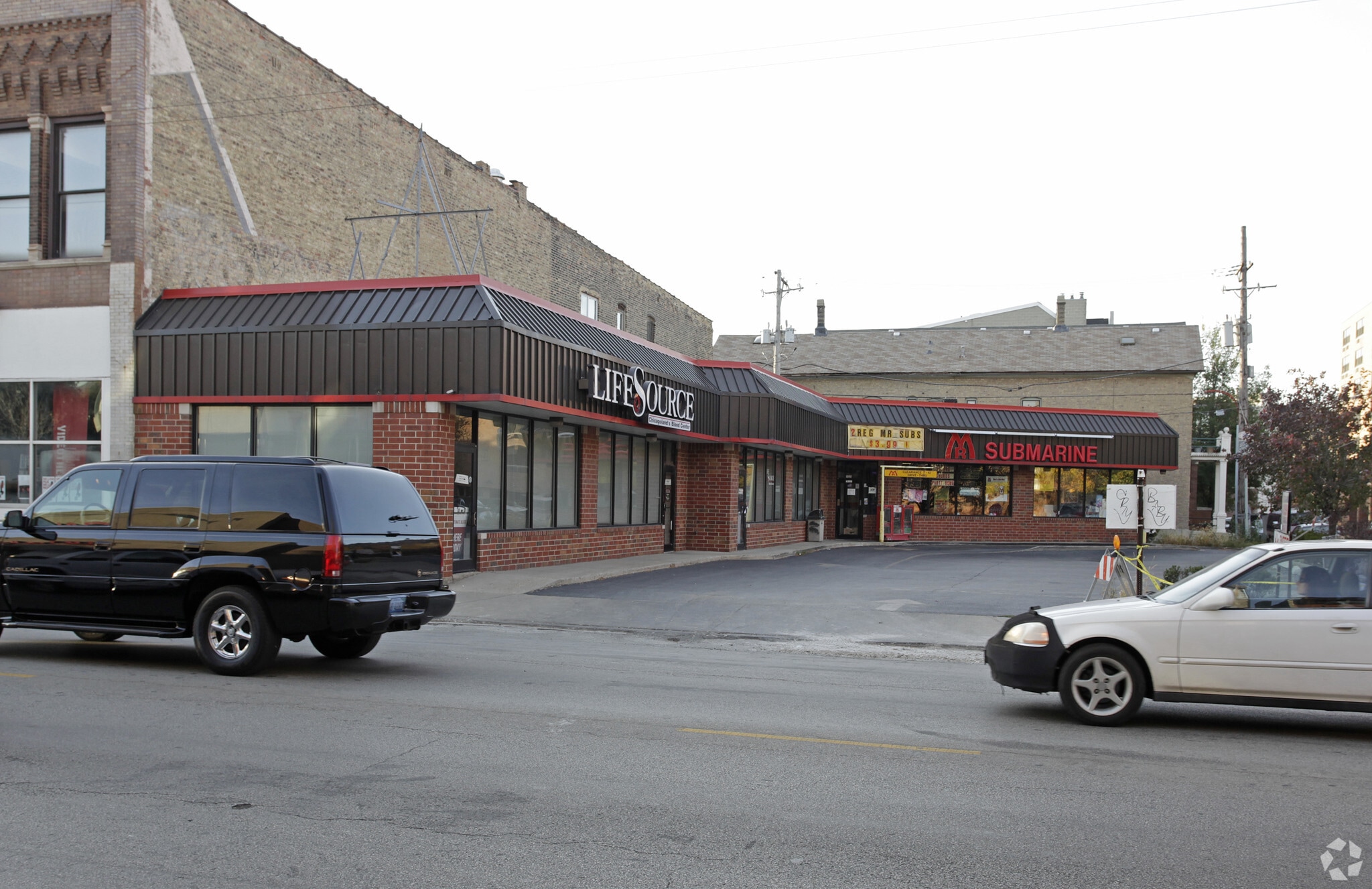 1525 W Fullerton Ave, Chicago, IL for lease Primary Photo- Image 1 of 4