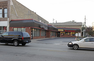 1525 W Fullerton Ave, Chicago IL - Drive Through Restaurant