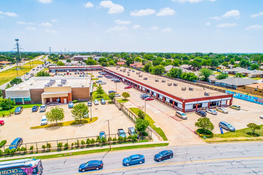 2715-2785 Altamesa Blvd, Fort Worth, TX for sale - Building Photo - Image 1 of 1