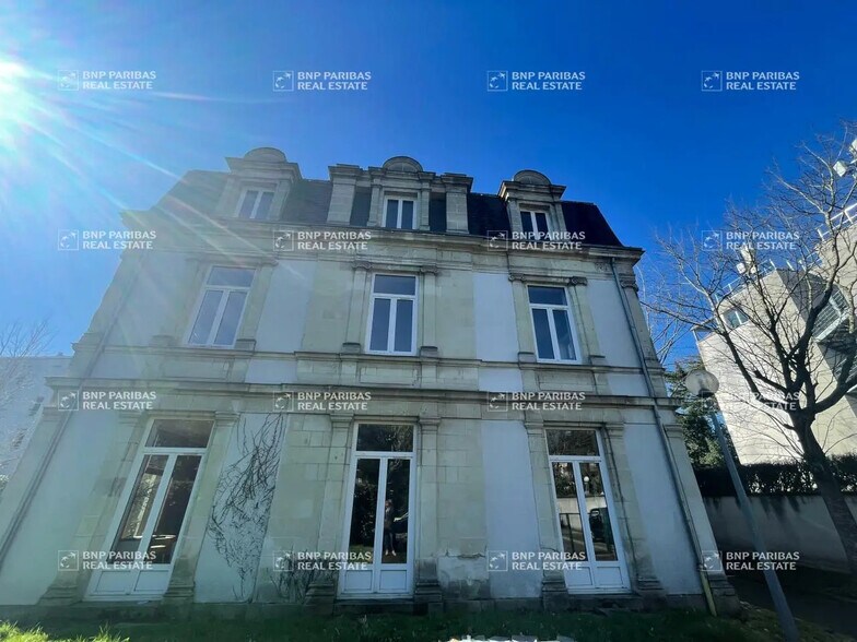 Office in Nantes for sale - Building Photo - Image 1 of 14