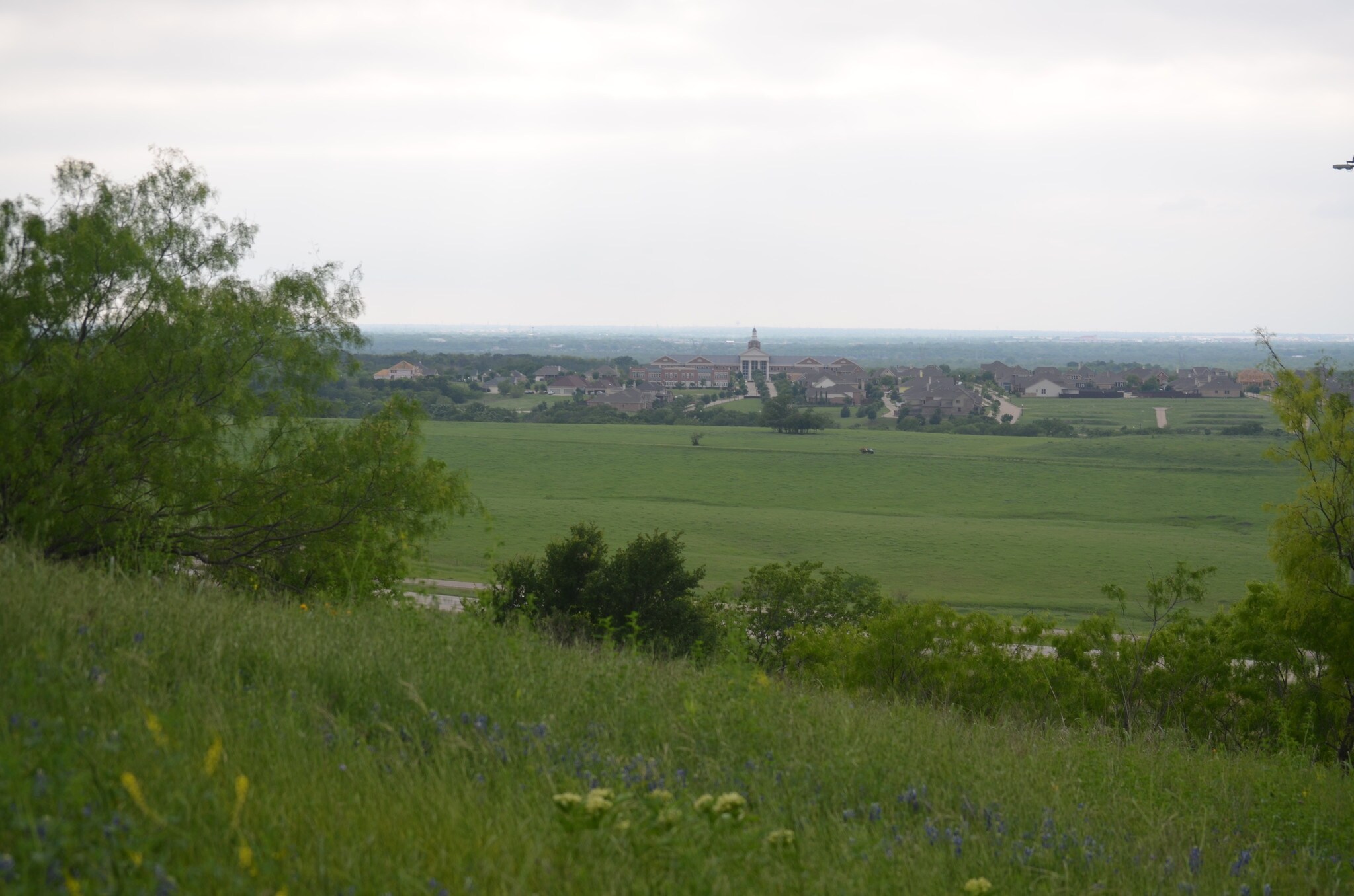 4200 Tx-408 Spur, Dallas, TX for sale Primary Photo- Image 1 of 1