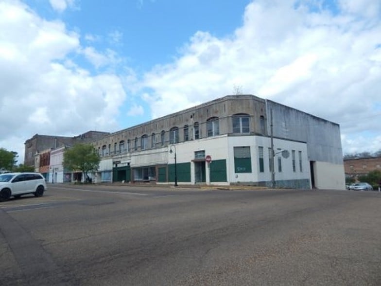 200 Main St, Mccomb, MS for sale - Primary Photo - Image 1 of 1