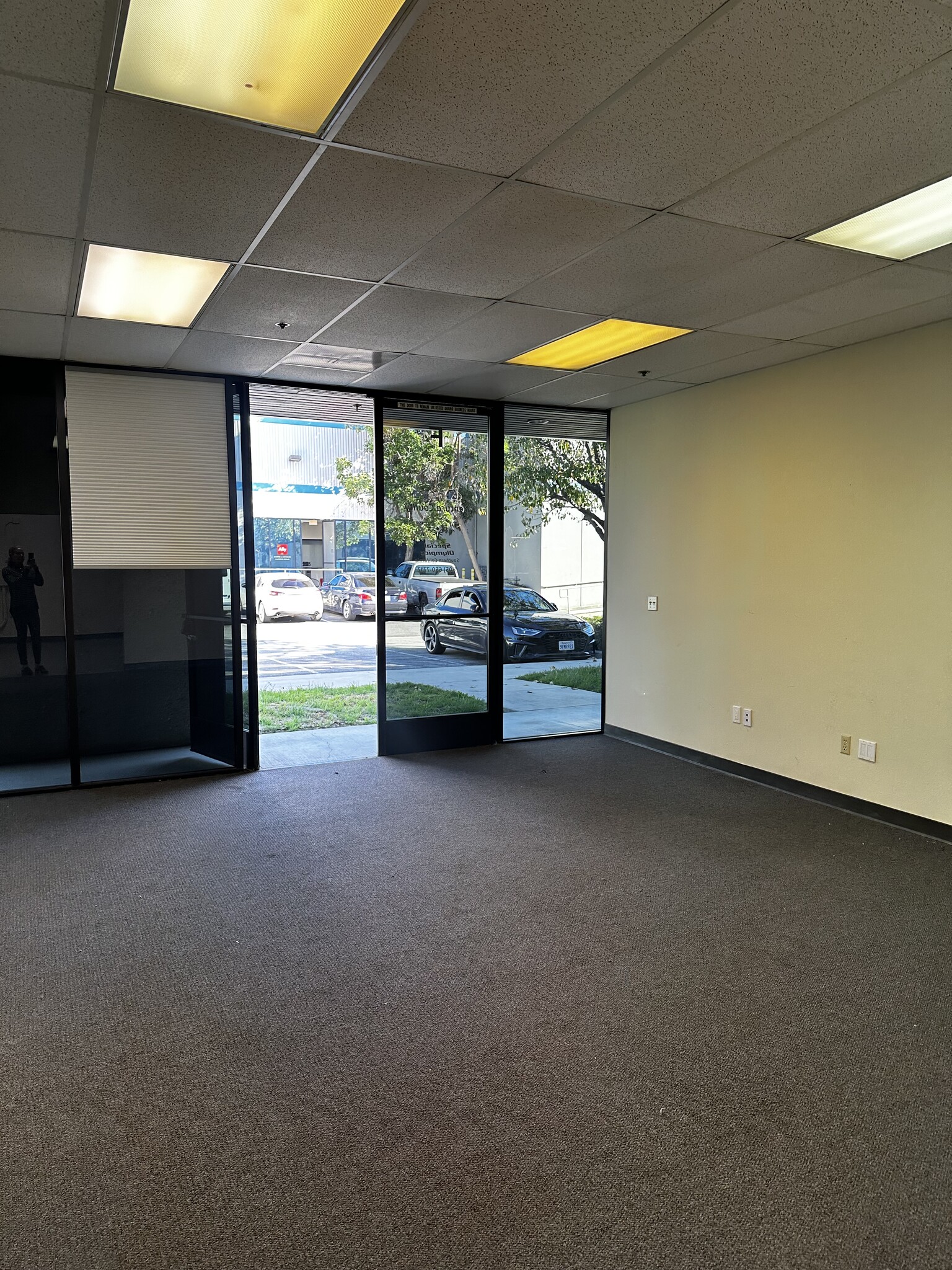 4531 Market St, Ventura, CA for lease Interior Photo- Image 1 of 13