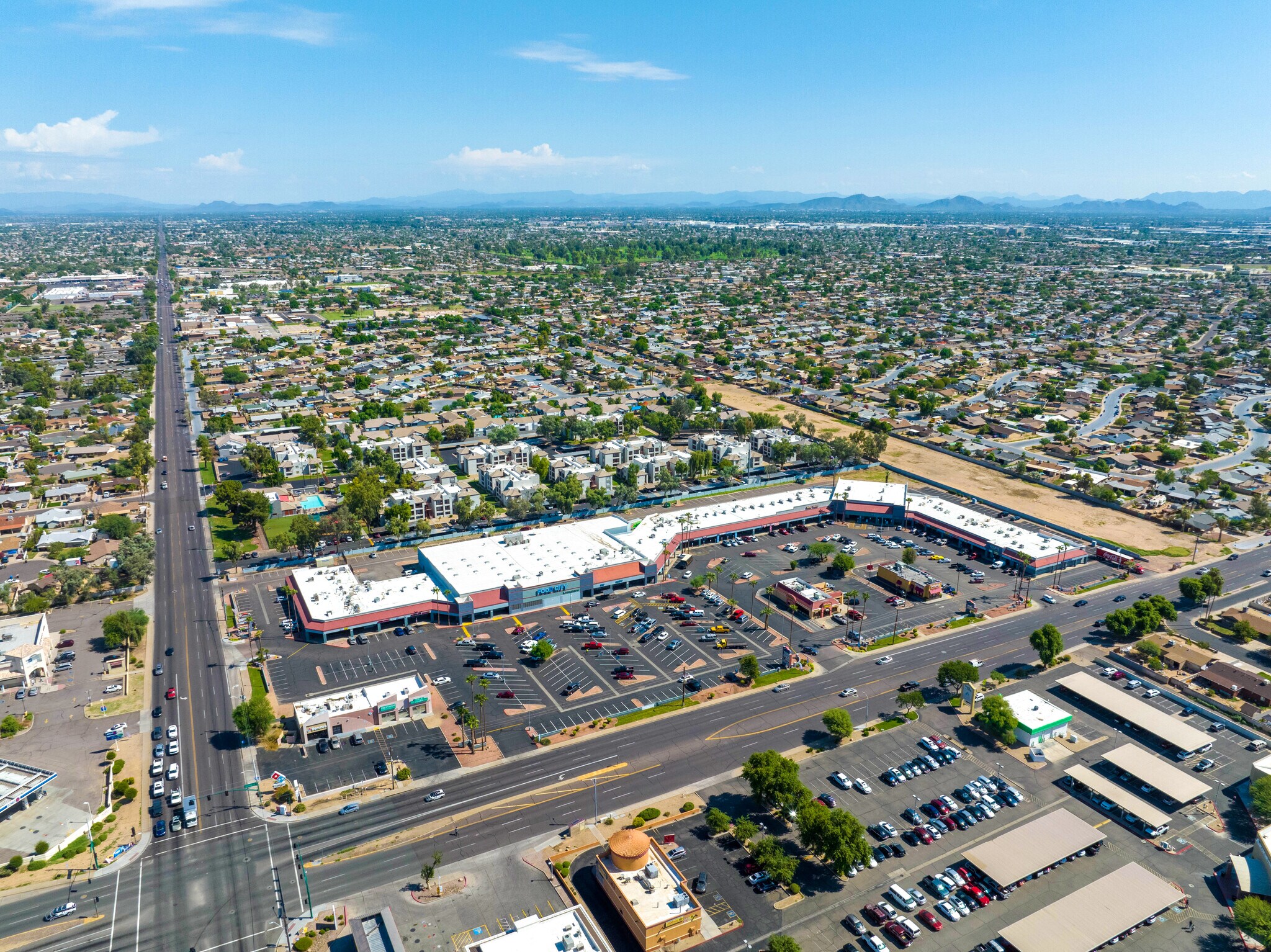 NEC 67th Ave & Thomas Rd Rd, Phoenix, AZ for sale Primary Photo- Image 1 of 1