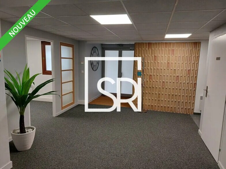 Office in Clermont-Ferrand for lease - Building Photo - Image 1 of 10