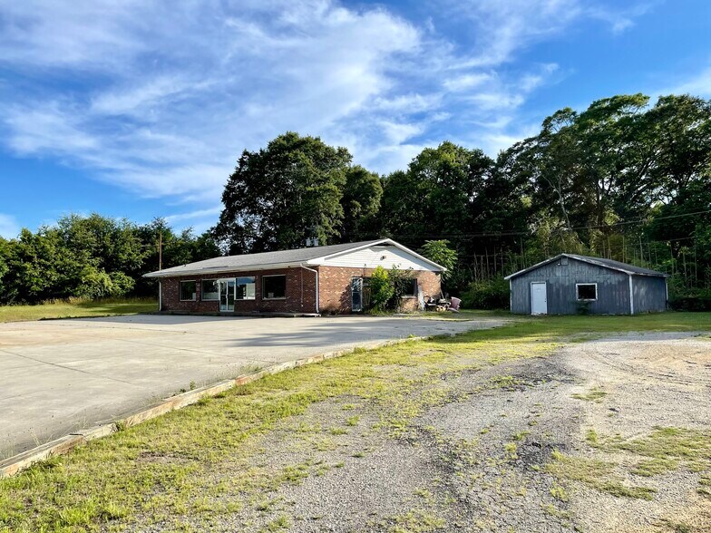 102 Watkins Street, Central, SC for sale - Primary Photo - Image 1 of 1