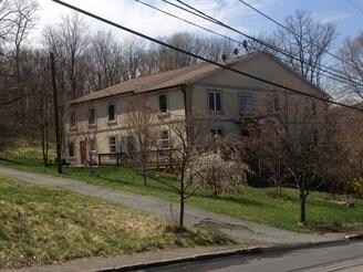 67 W Main St, Delaware Water Gap, PA for sale Primary Photo- Image 1 of 1