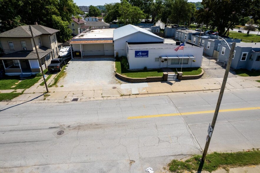 21 N 8th St, Council Bluffs, IA for sale - Building Photo - Image 1 of 34