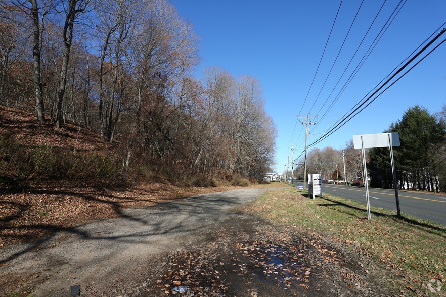 3360 Whitney Ave, Hamden, CT for lease - Primary Photo - Image 2 of 6