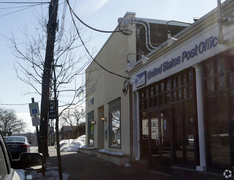 215 Main St, Chatham, NJ for lease - Building Photo - Image 2 of 7