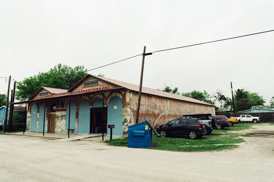 75 Main St, Maxwell, TX for sale - Building Photo - Image 1 of 51