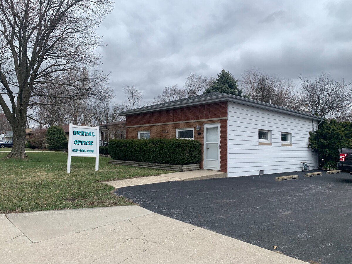 328 Park, Grant Park, IL 60940