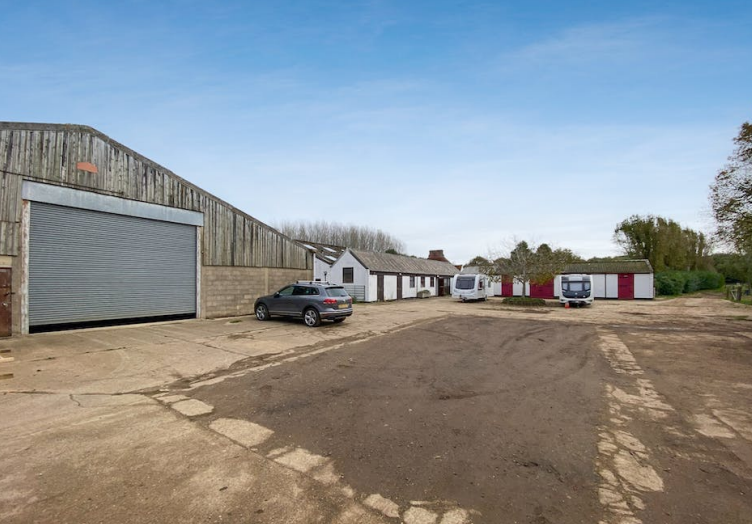 Rycote Farm, Tiddington for lease - Primary Photo - Image 1 of 1