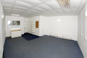 86 Parsonage Barn Ln, Ringwood for lease Building Photo- Image 1 of 2