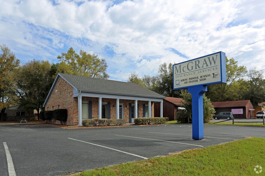 2100 Creighton Rd, Pensacola, FL 32504