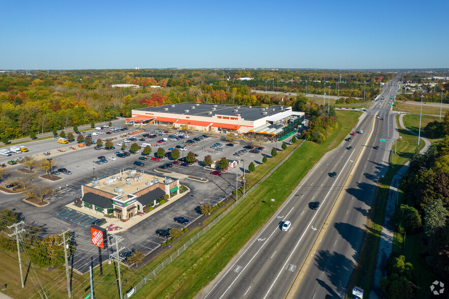 6285 Cleveland Ave, Columbus, OH for lease - Aerial - Image 2 of 8