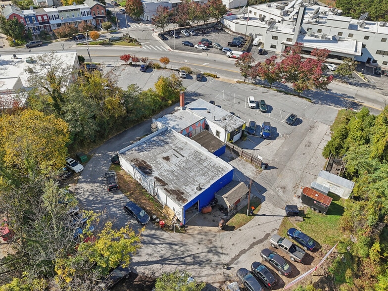 2001 W 41st St, Baltimore, MD for sale - Building Photo - Image 2 of 6